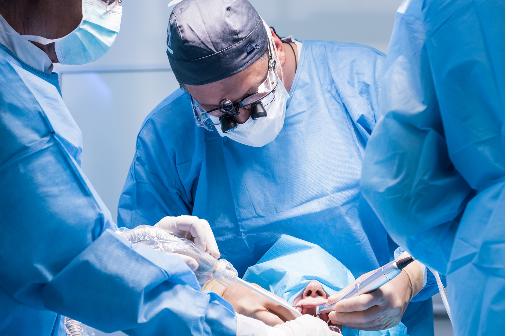 Before and after Surgical Dental Procedures in Turkey – improved oral function and smile foundation